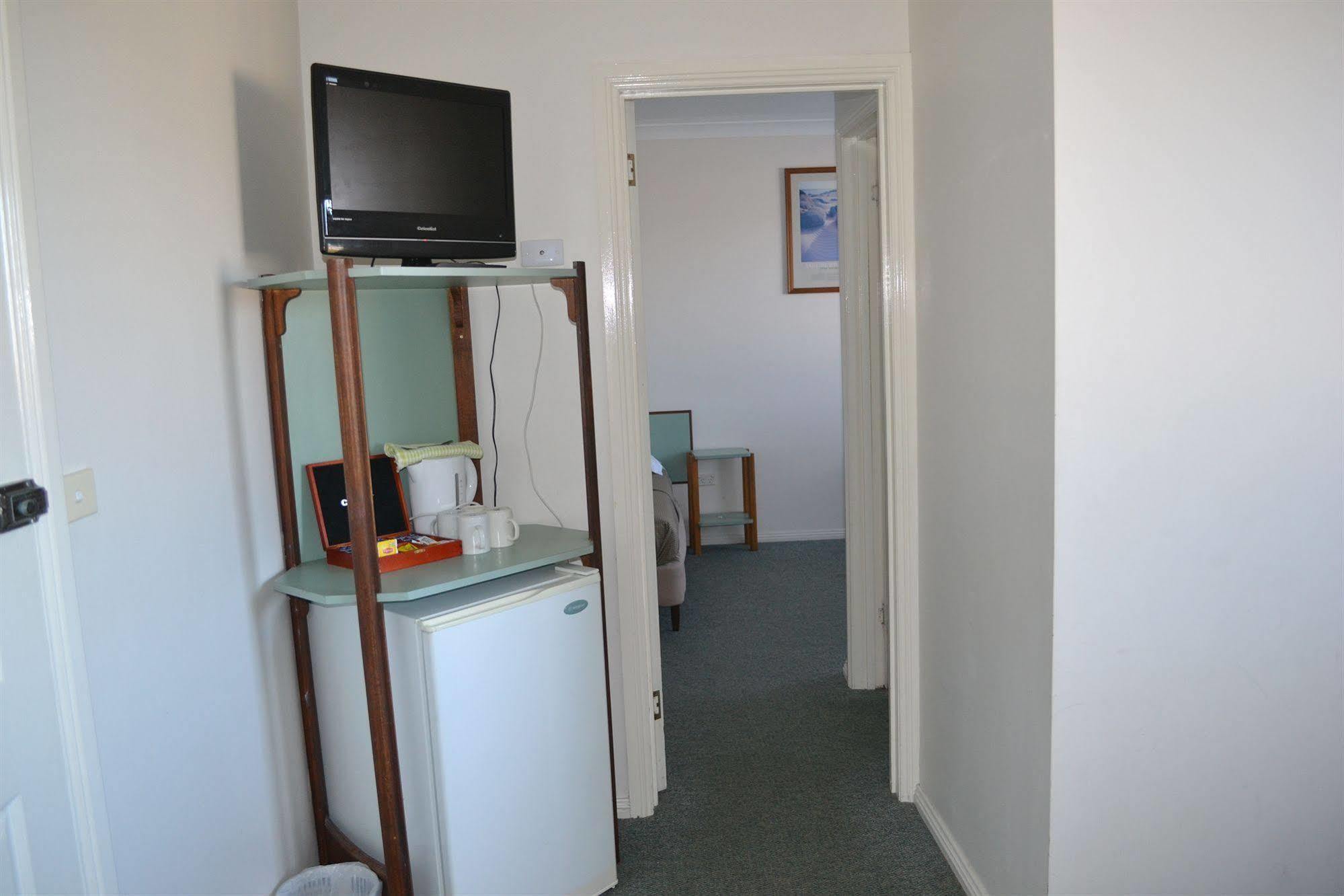 Hobart Tower Motel Exterior foto